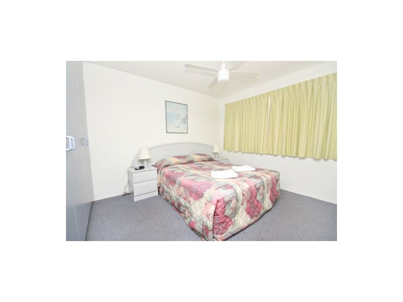4 ‘Coral Sea Apartments’ 35 Sixth Avenue, Maroochydore QLD 4558