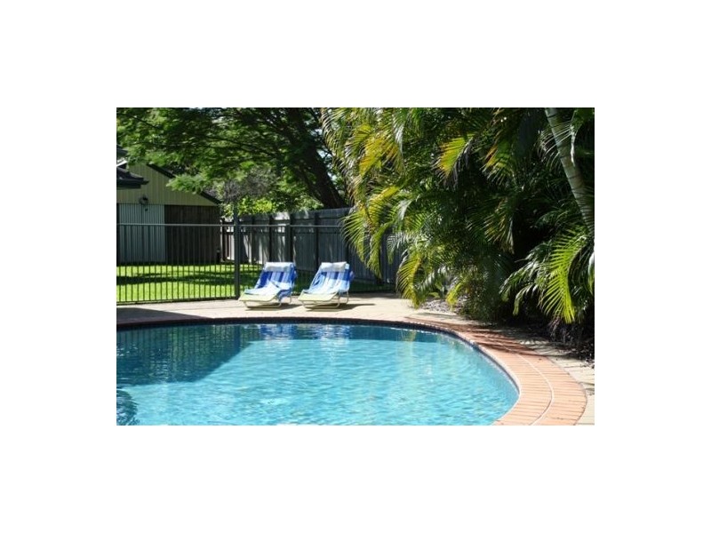 1 Rosea Crt, Currimundi QLD 4551