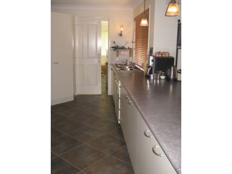 1 Rosea Crt, Currimundi QLD 4551