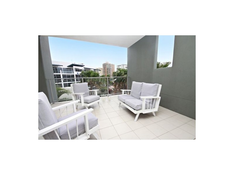 303  ‘M1′ 1 Duporth Ave, Maroochydore QLD 4558