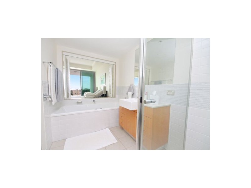 303  ‘M1′ 1 Duporth Ave, Maroochydore QLD 4558