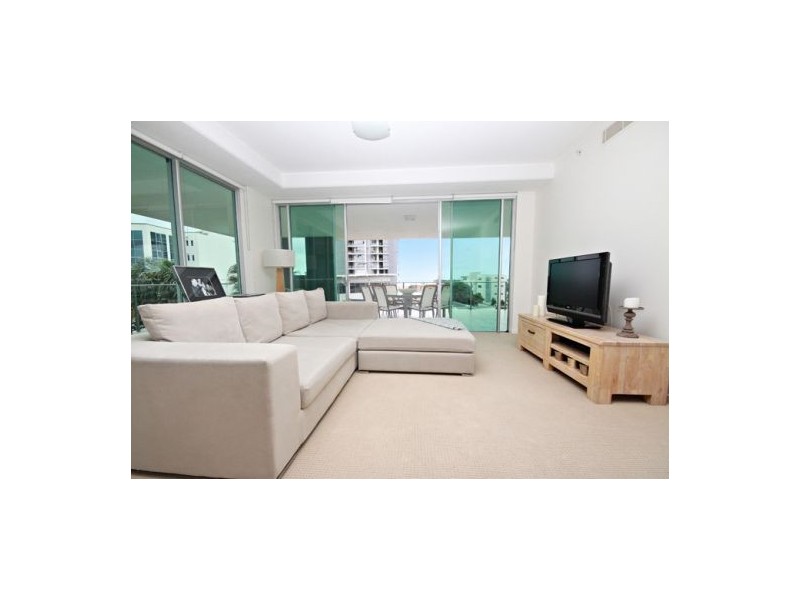 303  ‘M1′ 1 Duporth Ave, Maroochydore QLD 4558
