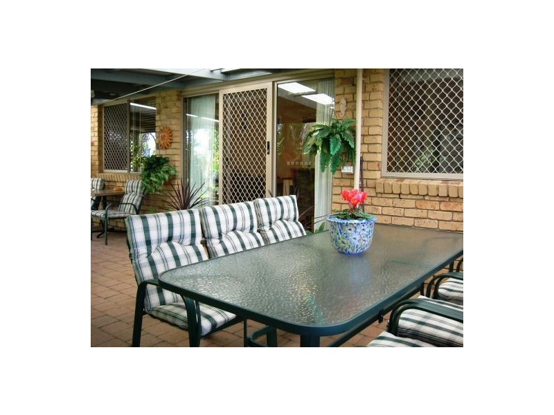 2 Spinnaker Blv, Wurtulla QLD 4575