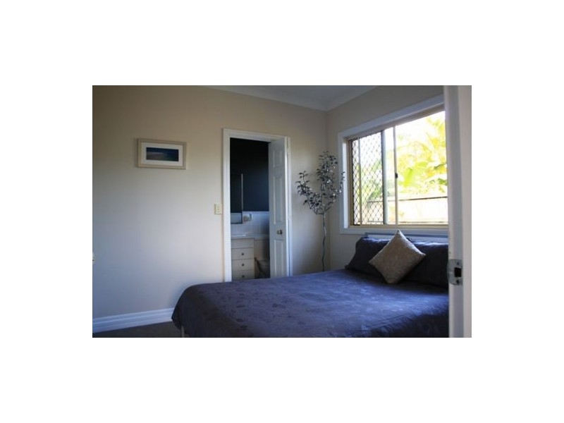 25 Jessica Boulevard, Minyama QLD 4575