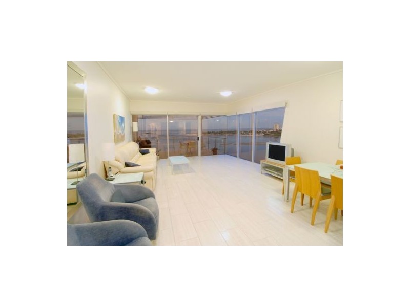 1006 ‘Waves’ 36 Duporth Avenue, Maroochydore QLD 4558