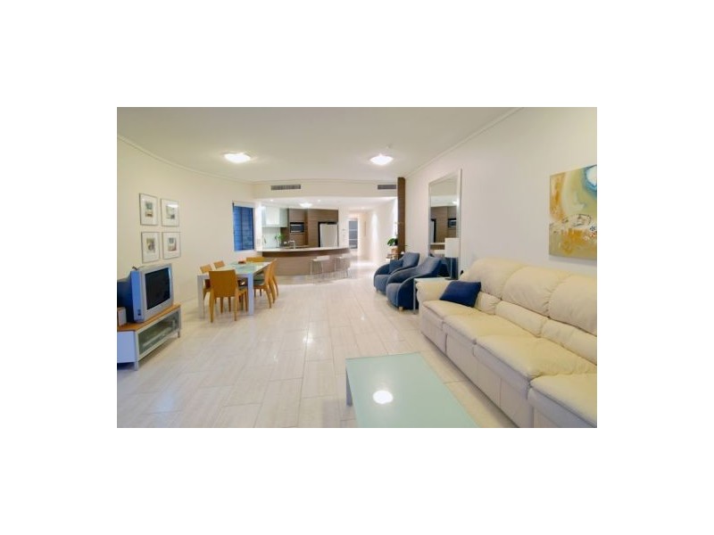 1006 ‘Waves’ 36 Duporth Avenue, Maroochydore QLD 4558