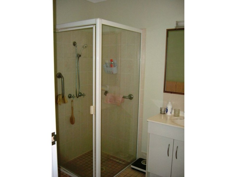 Unit 110 Melody Court, Warana QLD 4575