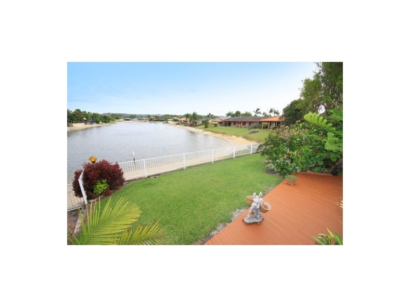 7 Summer Drive, Maroochydore QLD 4558