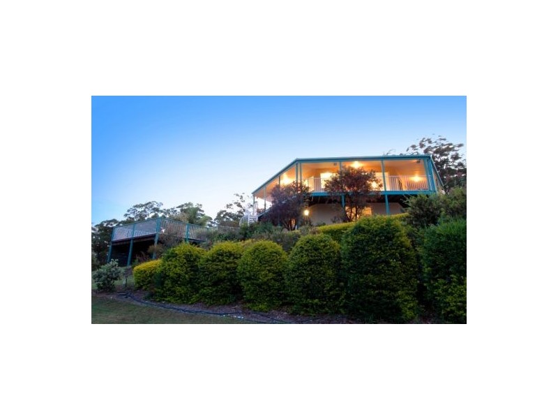 17 Forest Oak Court, Tanawha QLD 4556