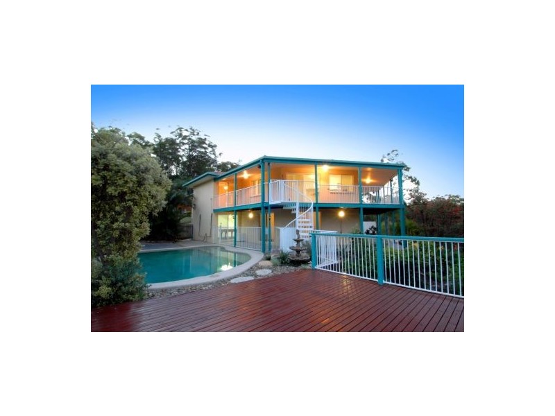 17 Forest Oak Court, Tanawha QLD 4556