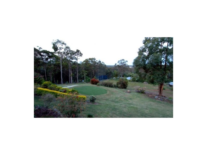 17 Forest Oak Court, Tanawha QLD 4556