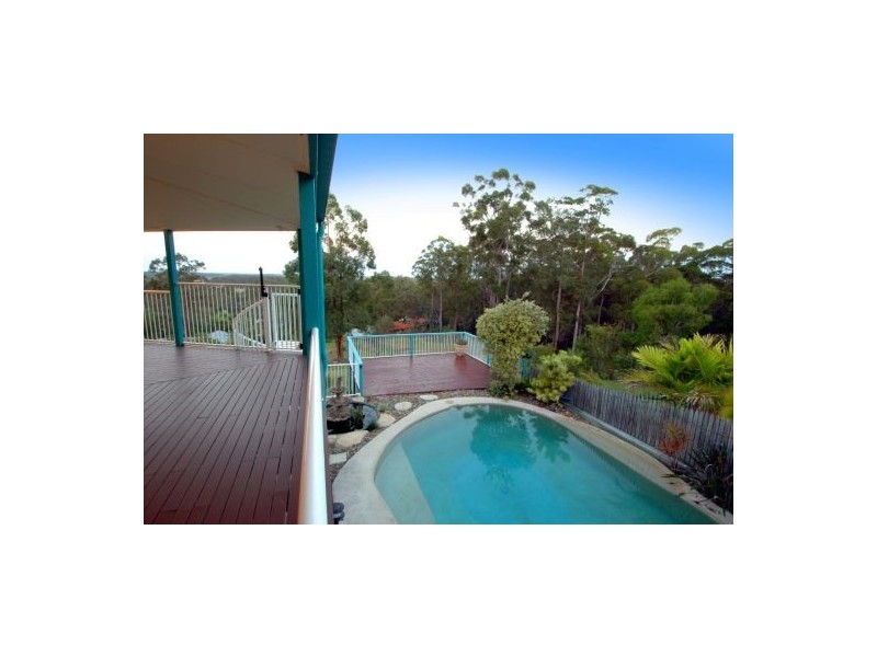 17 Forest Oak Court, Tanawha QLD 4556
