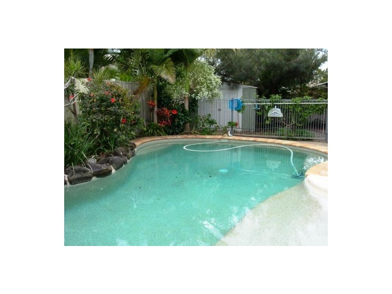 24 Kookaburra Drive, Bokarina QLD 4575