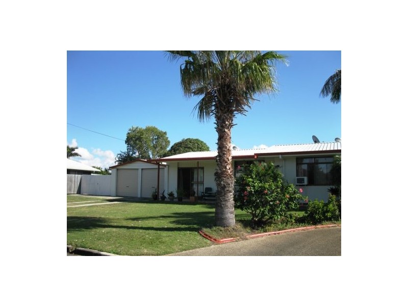 2 BAANYA ST, Wurtulla QLD 4575