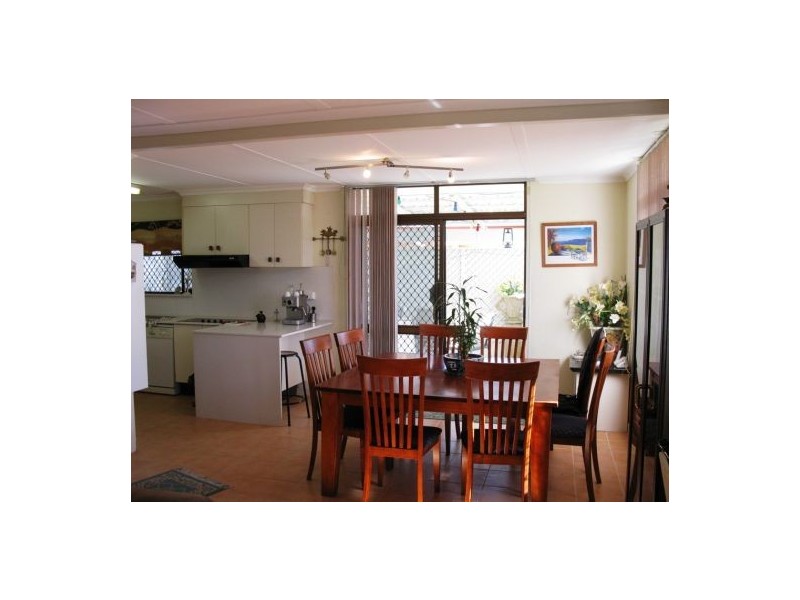 2 BAANYA ST, Wurtulla QLD 4575