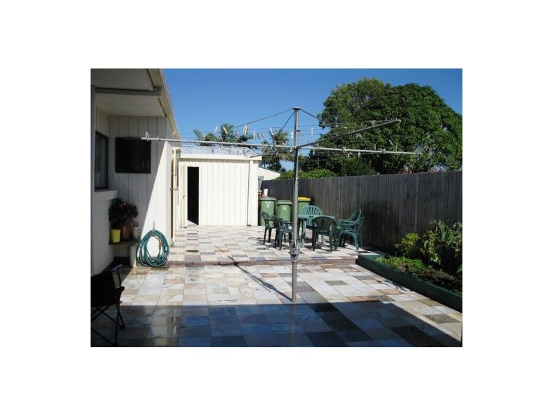 2 BAANYA ST, Wurtulla QLD 4575