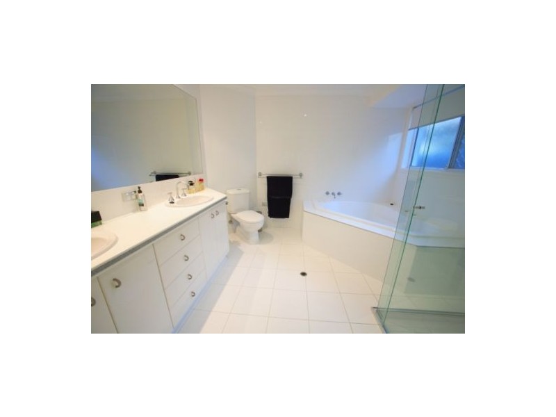 2 Jessica Boulevard, Minyama QLD 4575