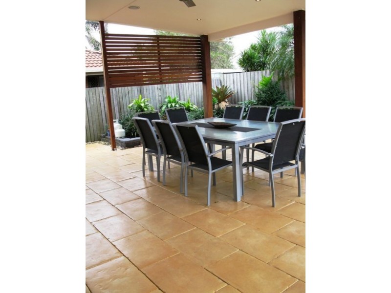 24  UNDARA AVENUE, Buddina QLD 4575