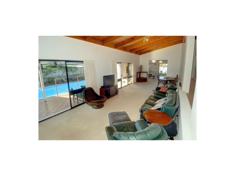 25 Aroona Avenue, Buddina QLD 4575