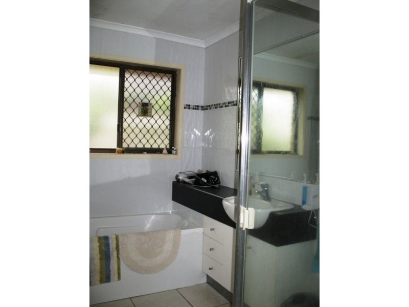 29 Illaroo Street, Warana QLD 4575