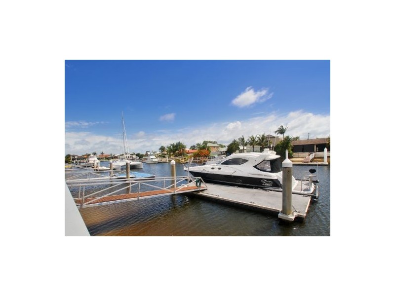 14 Island Court, Minyama QLD 4575