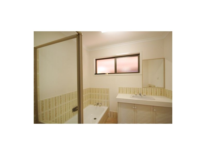 13 Adelong Crescent, Buddina QLD 4575