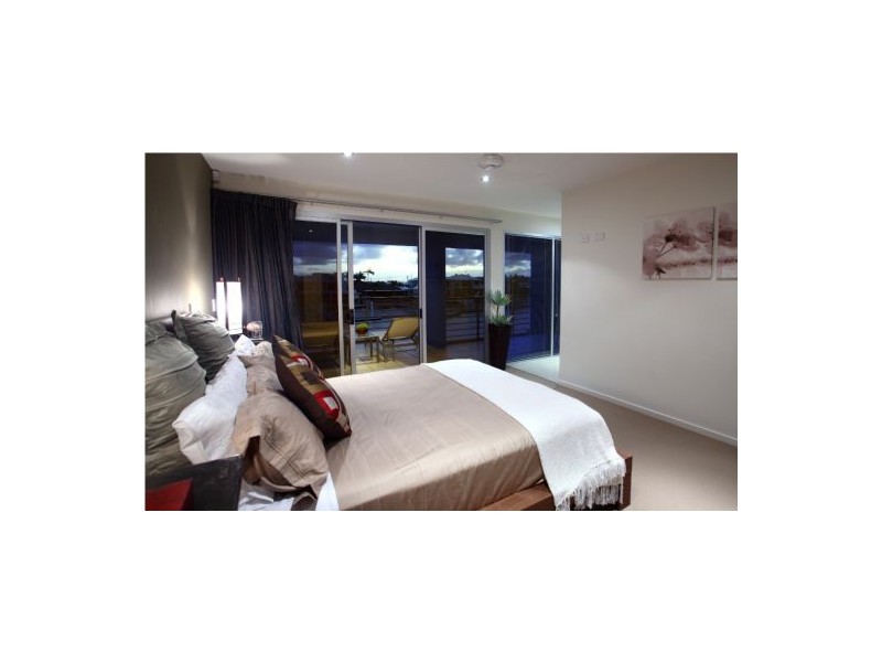 45 Coomaroo Crescent, Minyama QLD 4575