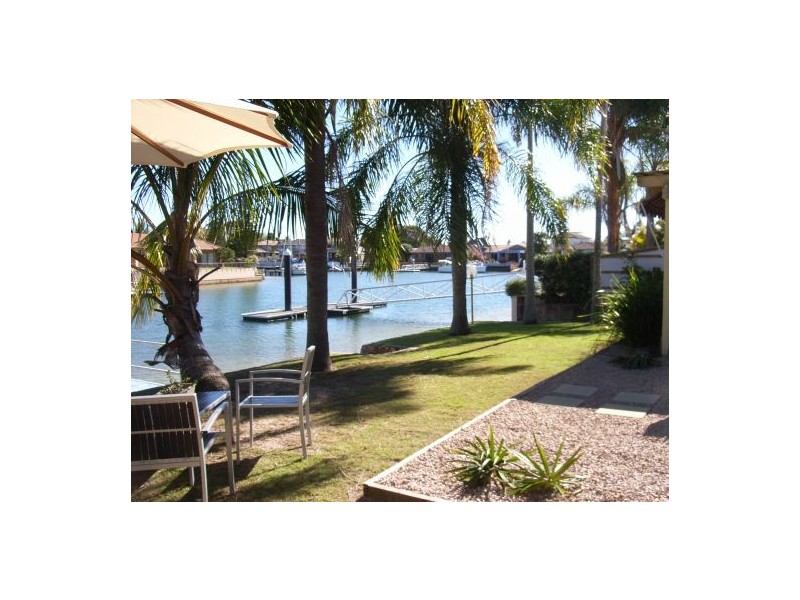 4 Jessica Boulevard, Minyama QLD 4575