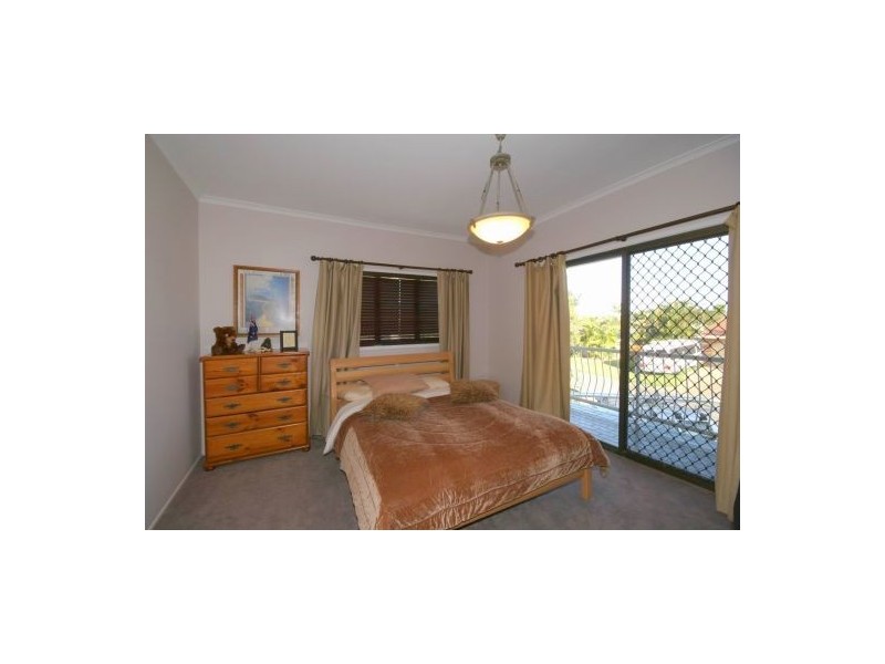 27 Kooringal Crescent, Buddina QLD 4575