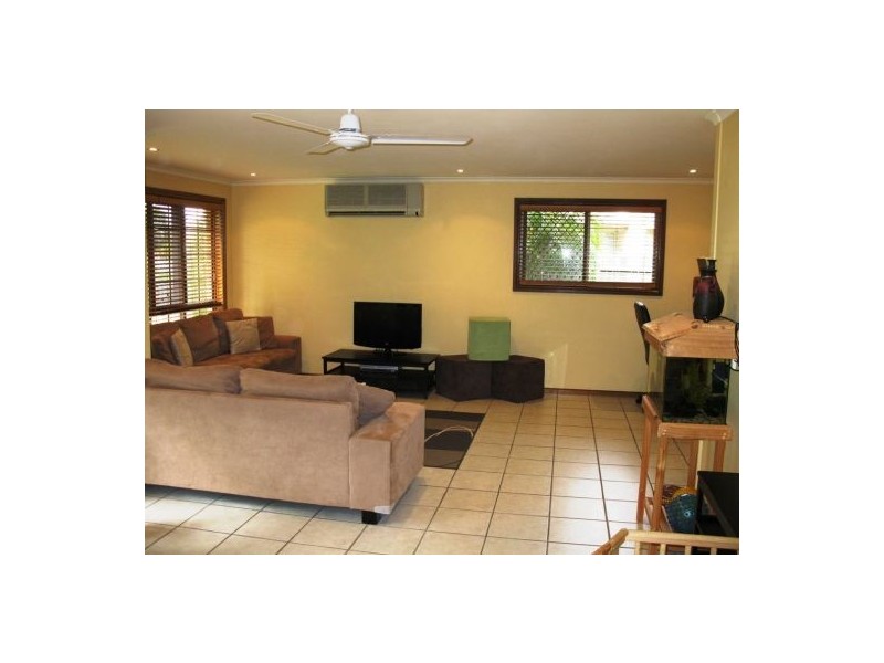 24 Pheasant Street, Buddina QLD 4575