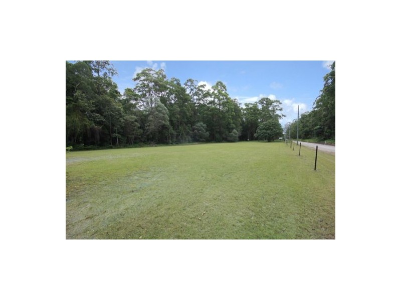151 Sippy Creek Road, Tanawha QLD 4556
