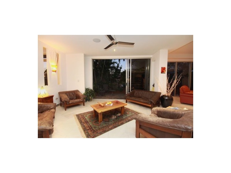 7 Mooloolah Drive, Minyama QLD 4575