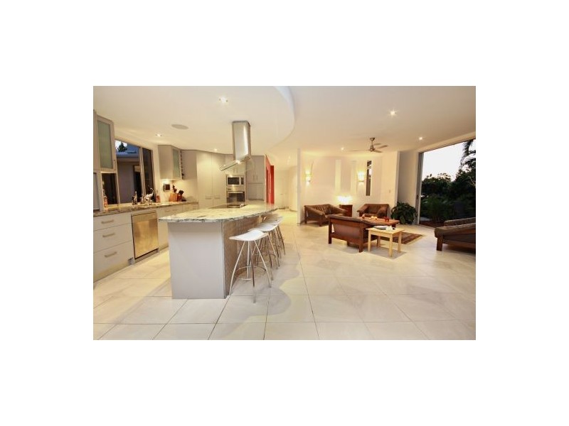 7 Mooloolah Drive, Minyama QLD 4575