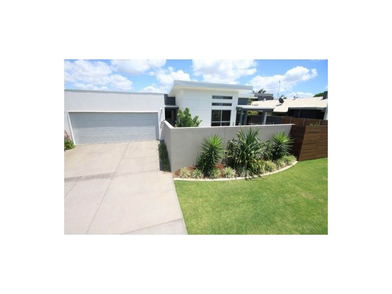 4 Rosella Street, Buddina QLD 4575