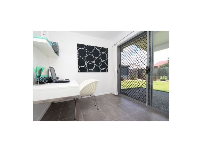 4 Rosella Street, Buddina QLD 4575