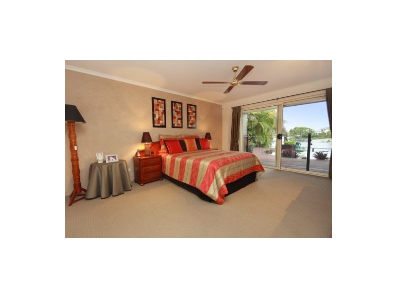 102 Sunbird Chase, Minyama QLD 4575