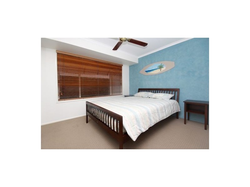102 Sunbird Chase, Minyama QLD 4575