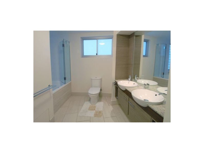 1006 ‘Waves’ 36 Duporth Avenue, Maroochydore QLD 4558