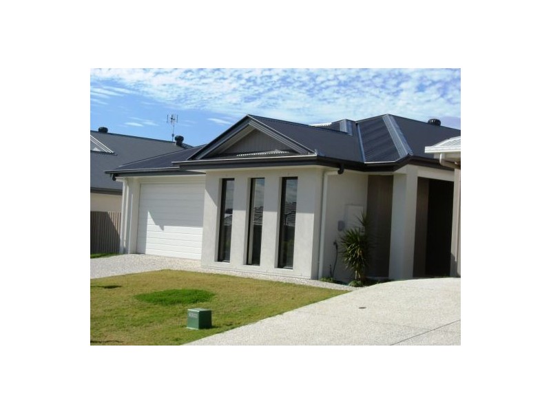 16 Flindersia Place, Mountain Creek QLD 4557