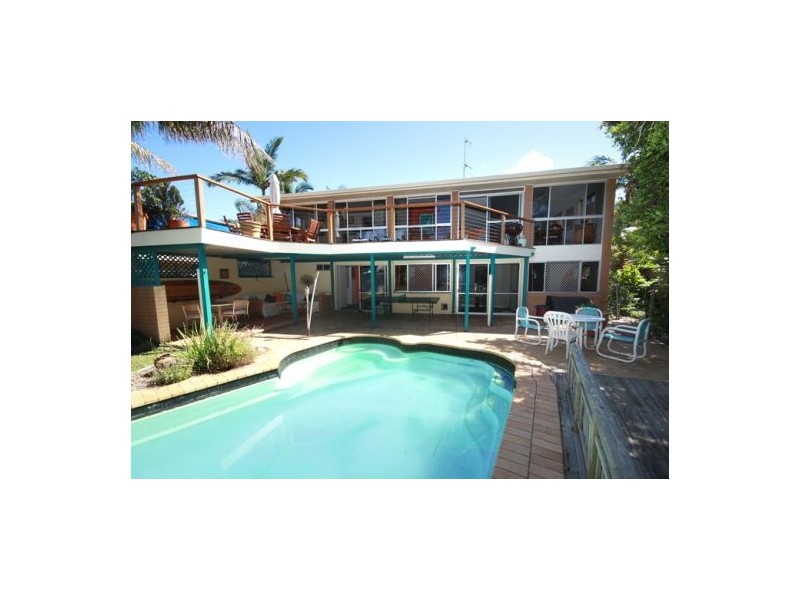 2 Myoora Court, Minyama QLD 4575