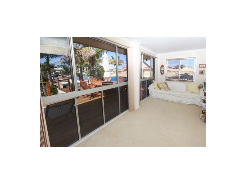 2 Myoora Court, Minyama QLD 4575