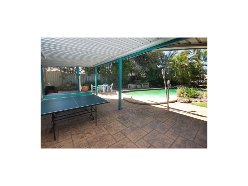 2 Myoora Court, Minyama QLD 4575