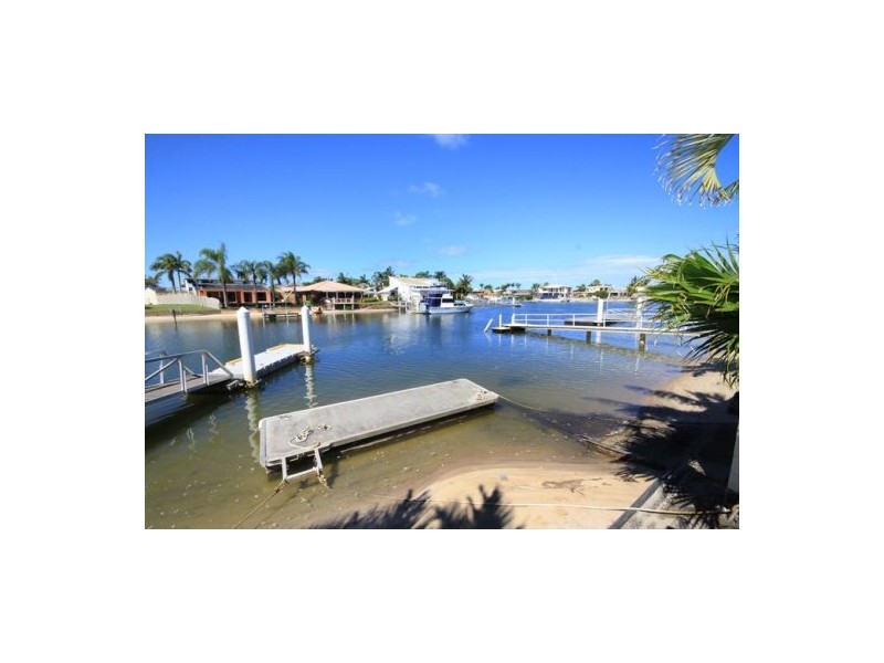 2 Myoora Court, Minyama QLD 4575