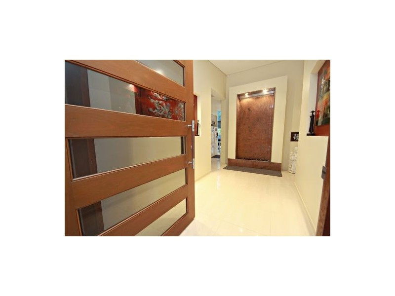 8 Kirby Court, Tanawha QLD 4556