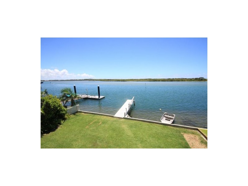 4 ‘Anchor’ 76 Duporth Avenue, Maroochydore QLD 4558