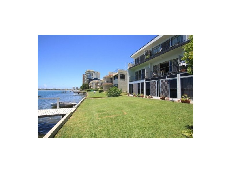4 ‘Anchor’ 76 Duporth Avenue, Maroochydore QLD 4558