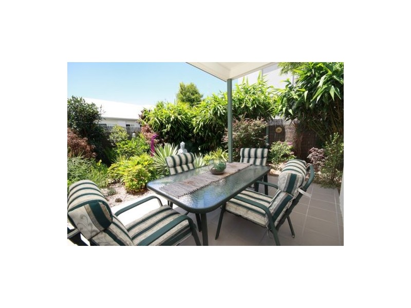 20 Tarawa Street, Kawana Island QLD 4575