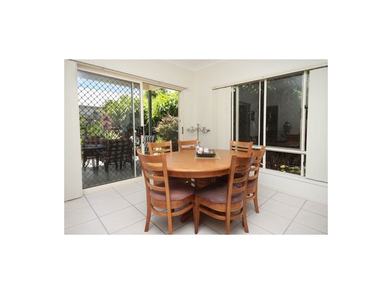 20 Tarawa Street, Kawana Island QLD 4575