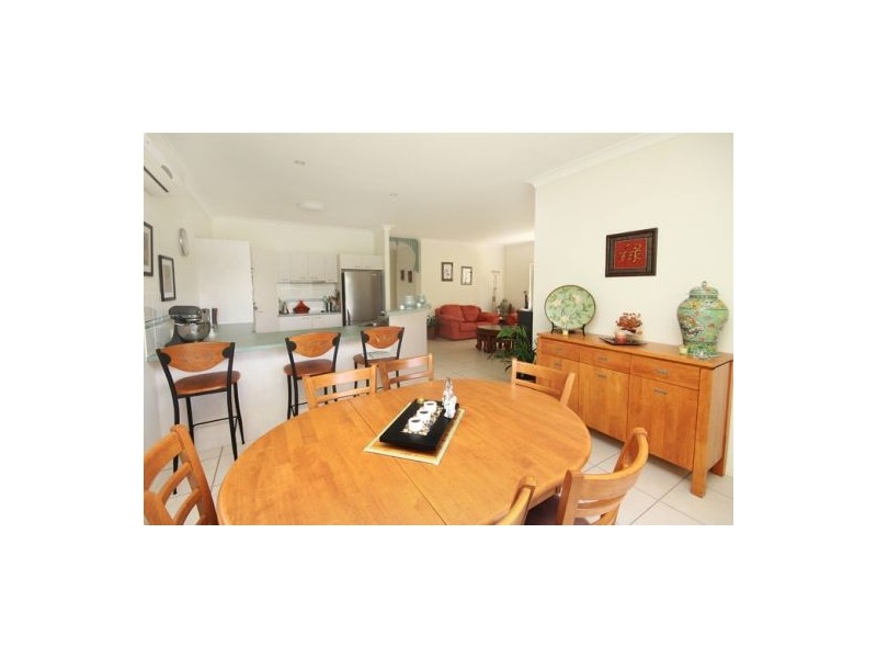 20 Tarawa Street, Kawana Island QLD 4575