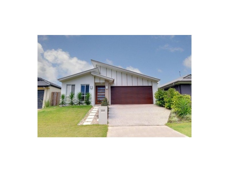 11 Clarence Place, Sippy Downs QLD 4556